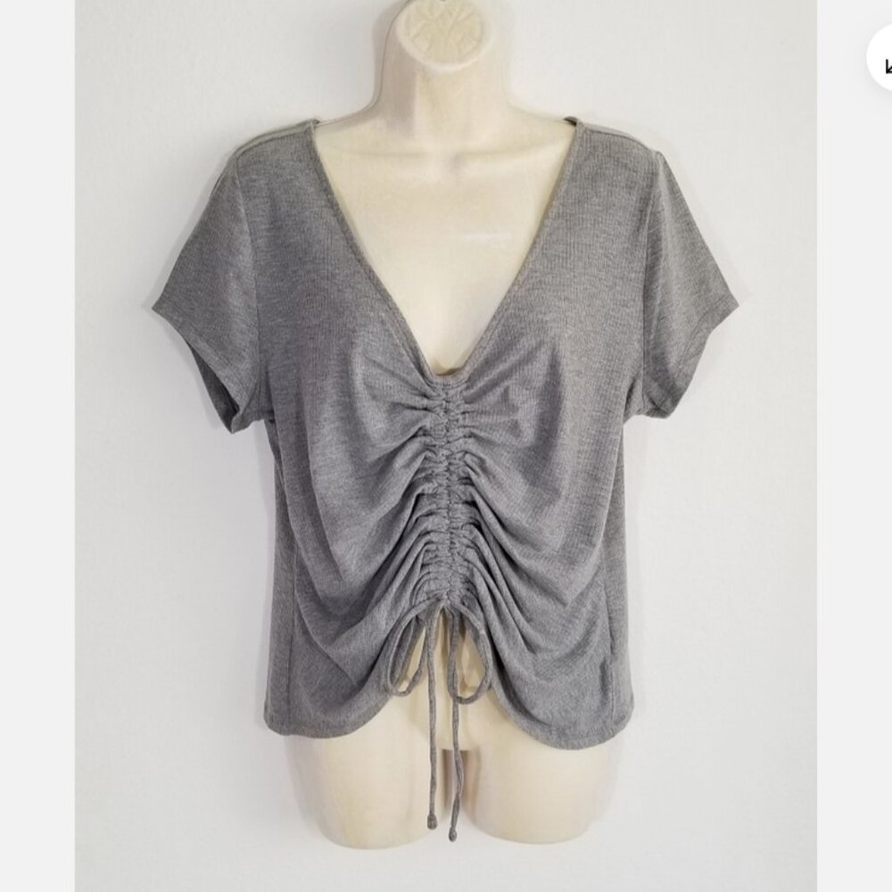 TORRID Size 1 Super Soft Rib Ruched Tie Front Top 6599E1M